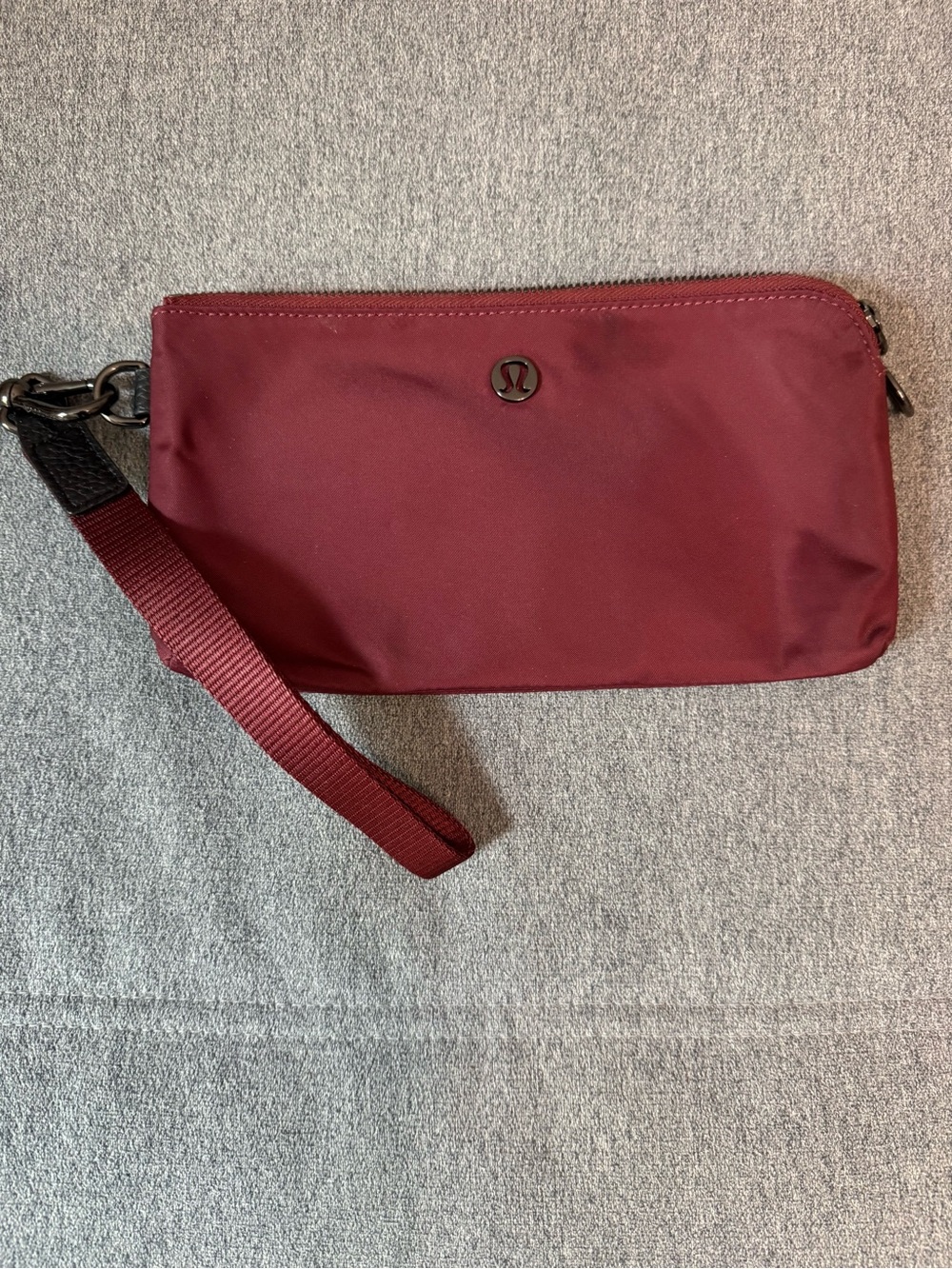 Lululemon Now and Always Burgundy Curved Wristlet Wallet 2 zippered pouches NWOT
